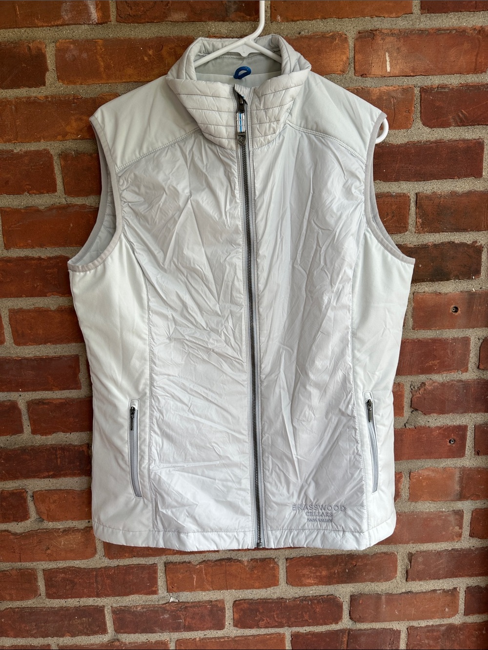 Kuhl White Vest Napa Valley Embroidery Large L